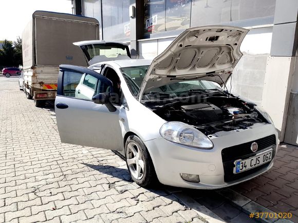 Sahibinden Fiat Punto Grande 1.3 Multijet Active 2011 Model