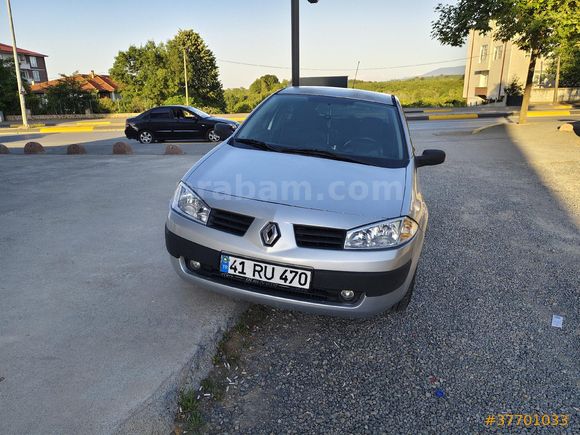 Yedi Yıllık Sahibinden Temiz Megan 2 Hcbk