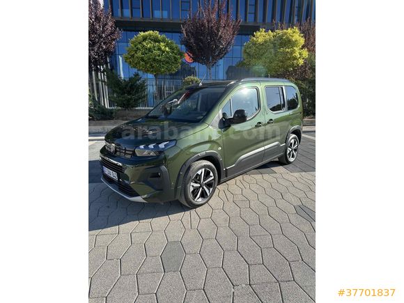 Sahibinden Peugeot Rifter 1.5 BlueHDI GT 2024 Model  28.000 km Yeşil (metalik)