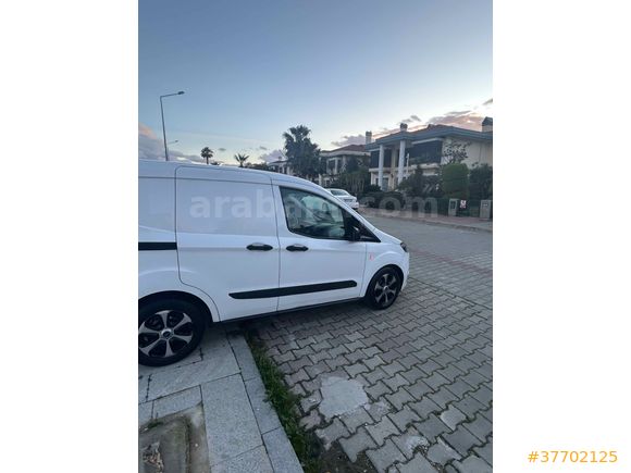 Sahibinden Ford Transit Courier 1.5 TDCi Trend 2017 Model 