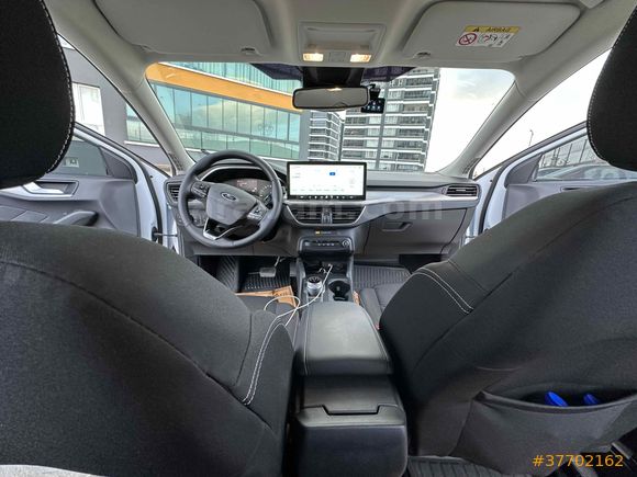Sahibinden Ford Focus 1.5 TDCi Titanium Stil 2025 Model 