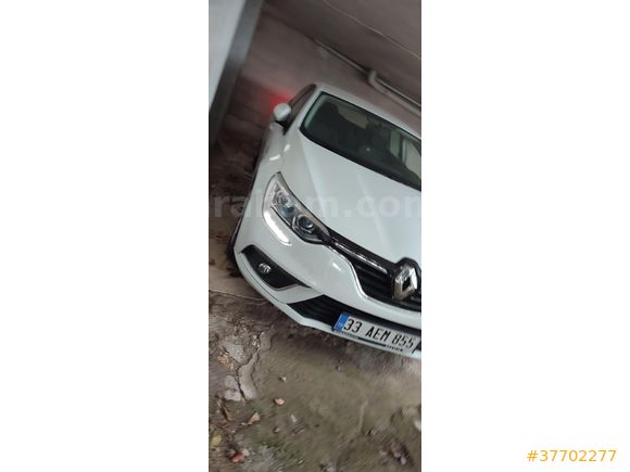 İlk sahibinden hatasız boyasız tıramersiz daha 12650  km