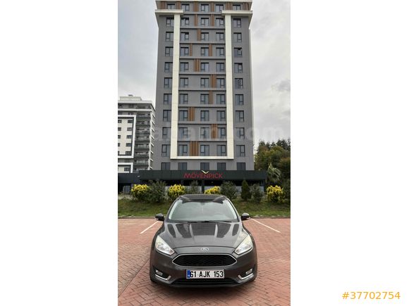 Sahibinden Ford Focus 1.5 TDCi Style 2015 Model  170.000 km Kahverengi