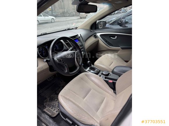 Sahibinden Hyundai i30 1.6 CRDi Elite 2012 Model 
