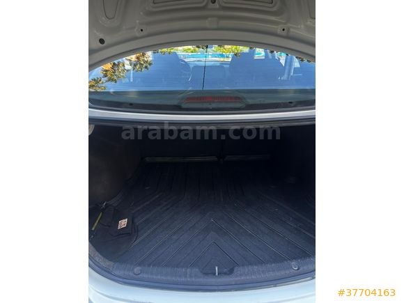 Sahibinden Hyundai Accent Blue 1.4 D-CVVT Mode Plus 2015 Model