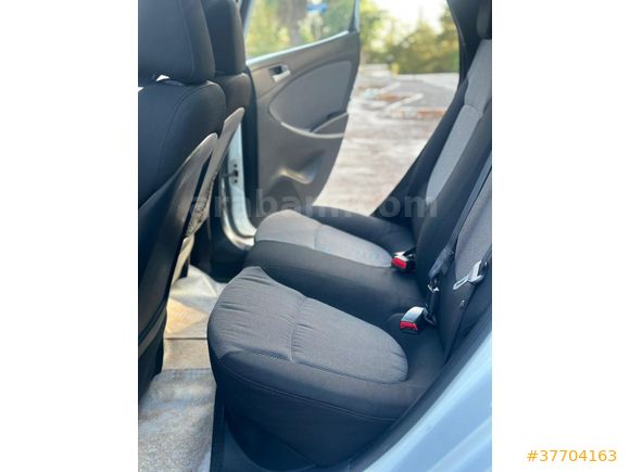 Sahibinden Hyundai Accent Blue 1.4 D-CVVT Mode Plus 2015 Model