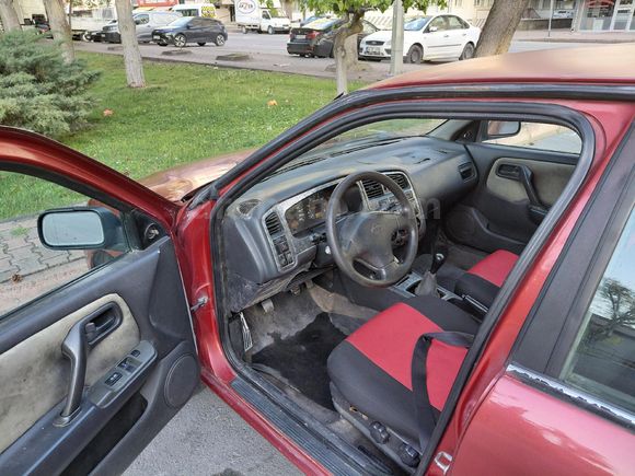Galeriden Nissan Primera 1.6 GX 1998 Model Kayseri