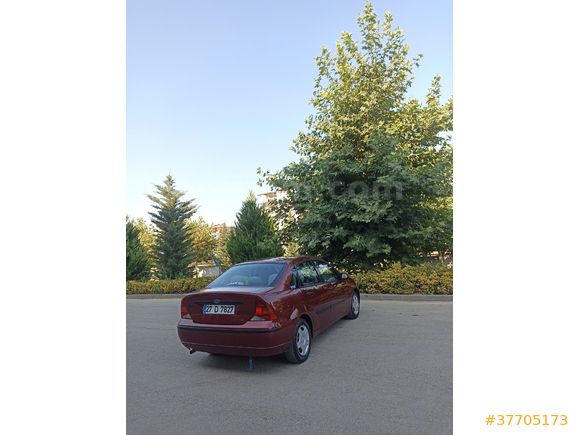 Sahibinden Ford Focus 1.6 Comfort 2003 Model