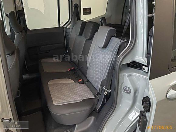 SIFIR-2026 ÇIKIŞLI FORD COURİER-1,5 DİZEL-TİTANYUM+EXTRALI