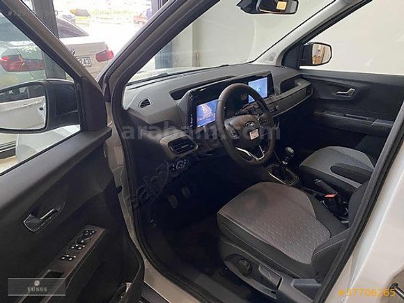 SIFIR-2026 ÇIKIŞLI FORD COURİER-1,5 DİZEL-TİTANYUM+EXTRALI