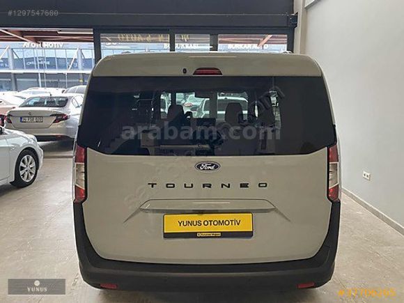 SIFIR-2026 ÇIKIŞLI FORD COURİER-1,5 DİZEL-TİTANYUM+EXTRALI