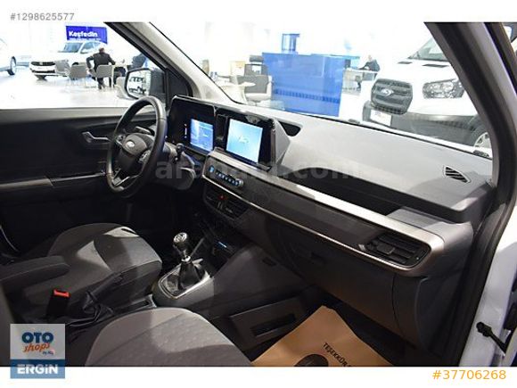 OTOSHOPS ERGİN-2024 MODEL FORD COURİER 1.5 ECOBLUE TITANIUM