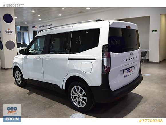 OTOSHOPS ERGİN-2024 MODEL FORD COURİER 1.5 ECOBLUE TITANIUM