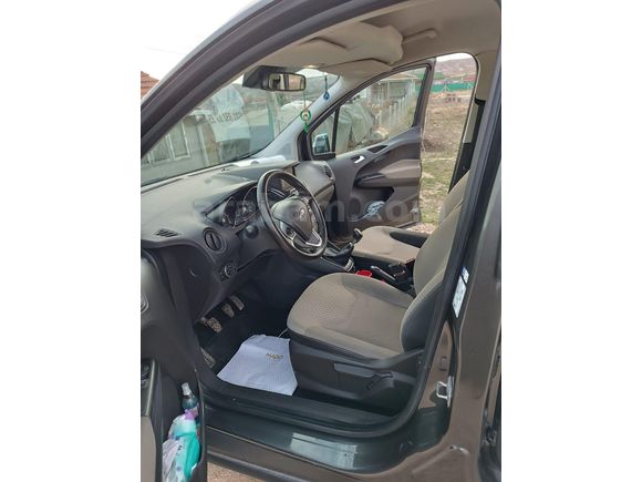 Sahibinden Ford Tourneo Courier 1.5 TDCi Titanium Plus 2020 Modell
