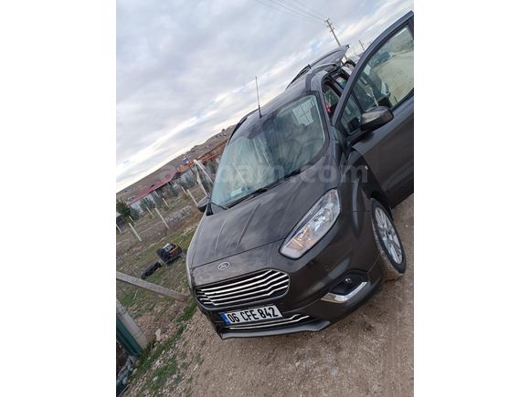 Sahibinden Ford Tourneo Courier 1.5 TDCi Titanium Plus 2020 Modell