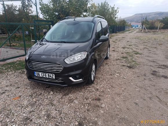 Sahibinden Ford Tourneo Courier 1.5 TDCi Titanium Plus 2020 Modell