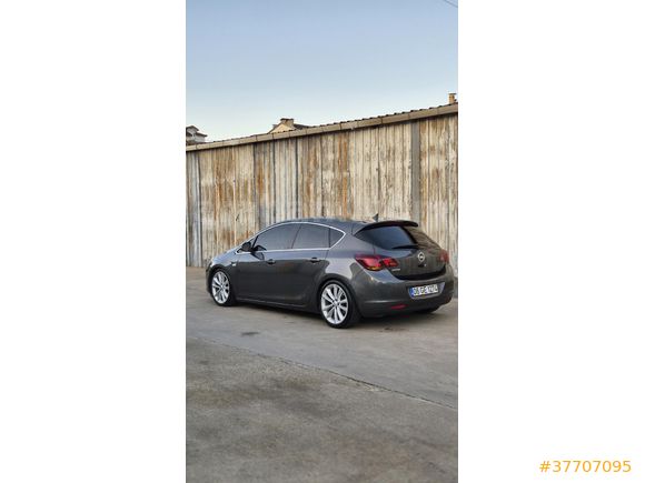 Sahibinden Opel Astra 1.6 Cosmo 2011 Model