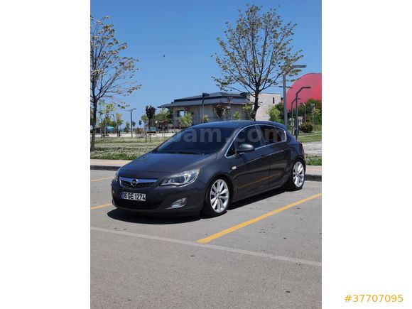 Sahibinden Opel Astra 1.6 Cosmo 2011 Model