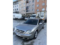 Sahibinden Opel Vectra 1.6 Comfort 2003 Model olup 2005 trafiğe çıkışlıdır komple güneş yanığından dolayı temizlik boyası var260.000 km Gri (titanyum)
