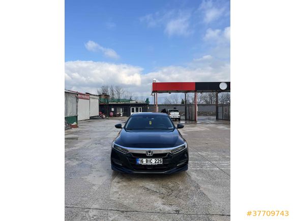 Sahibinden Honda Accord 1.5 VTEC Executive 2022 Model 