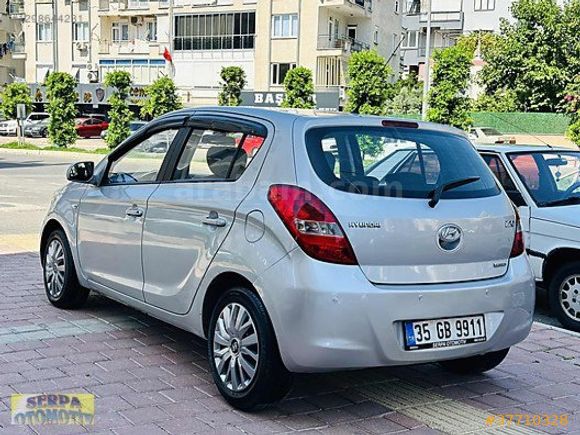 2012 HYUNDAI İ20 TROY 1.4CRDİ TEAM