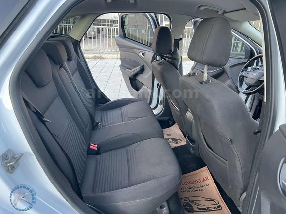 KÜPELİ OTOMOTİV'den DEĞIŞENSIZ FORD FOCUS TİTANİUM