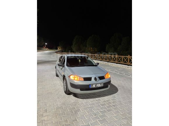 İkinci Sahibinden Bakımlı Renault Megane 1.4 Authentique 2004 Model 