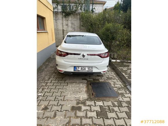Sahibinden Renault Megane 1.3 TCe Touch 2025 Model 