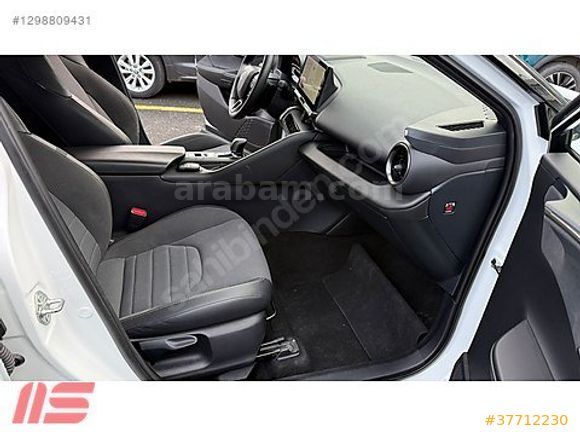 Galeriden Toyota C-HR 1.8 Hybrid Passion X-Sport 2023 Model
