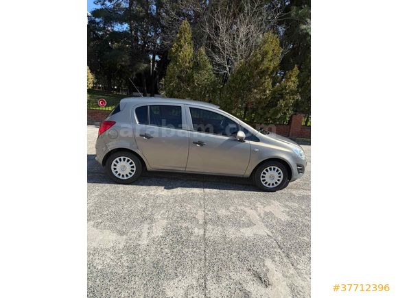 Sahibinden Opel Corsa 1.2 Essentia 2013 Model