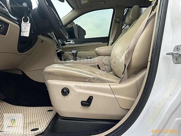 GARAJDAN 2013 GRAND CHEROKEE 4X4 3.0 LİMİTED TAKASA AÇIK