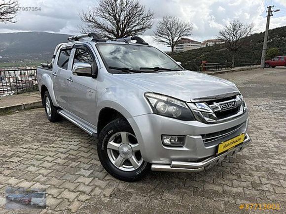 UĞUR OTO'DAN 2013 MODEL 162.790 KM'DE FULL+FULL İSUZU D MAX LTD
