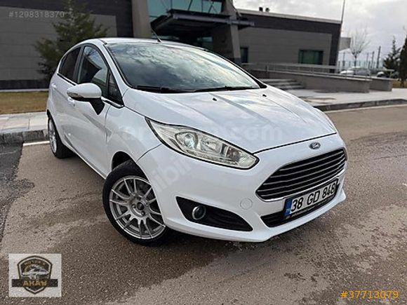 AKAY MOTORS 2014 FORT FİESTA 1.5 TDCİ TİTANİUM