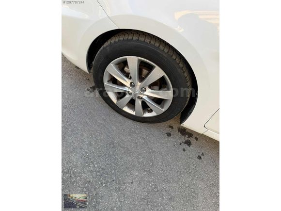 AKDEM OTO 2017 BLUE 1.6 CRDİ MODE PLUS 136 HP 7 İLERİ DCT