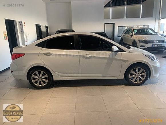 ÖZGÜR CENGİZ'DEN 2017 HYUNDAİ ACCENT BLUE 133.000 KM