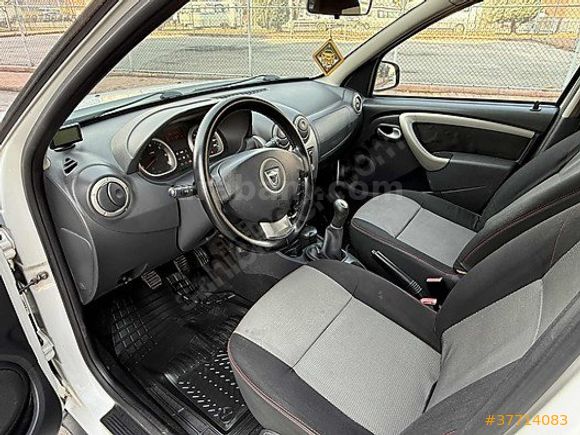 DEDE OTOMOTİVDEN 2013 MODEL LAUREATE PAKET DUSTER