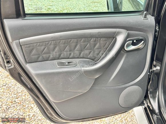 Lisans Otomotiv'den 2014 Çıkışlı LOOK+NAVİ. Hatasız 110HP DUSTER