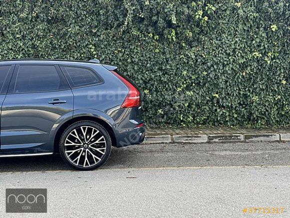 Volvo XC60 2.0 B5 Plus Dark AWD/ POLESTAR /22'' JANT/Yan Basamak
