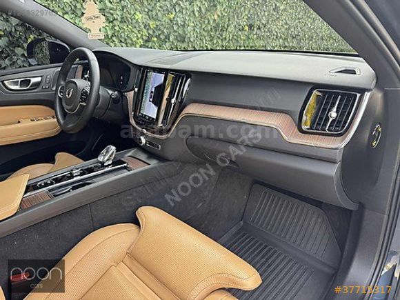 Volvo XC60 2.0 B5 Plus Dark AWD/ POLESTAR /22'' JANT/Yan Basamak