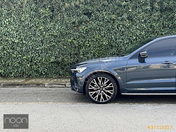 Volvo XC60 2.0 B5 Plus Dark AWD/ POLESTAR /22'' JANT/Yan Basamak