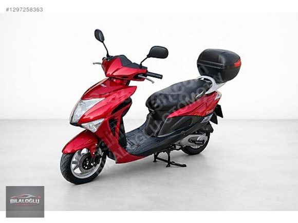 REVOLT RS5 50CC SADECE 2.600 KM'DE ÇİZİKSİZ