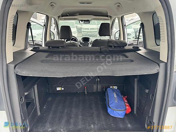 DELİL'DEN 2022 FORD 87 BİN KM DE TİTANİUM PLUS COURİER 100 HP