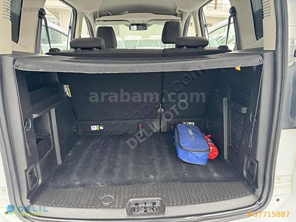 DELİL'DEN 2022 FORD 87 BİN KM DE TİTANİUM PLUS COURİER 100 HP