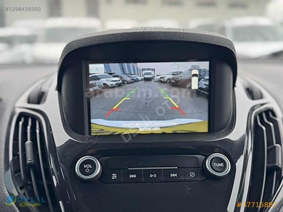 DELİL'DEN 2022 FORD 87 BİN KM DE TİTANİUM PLUS COURİER 100 HP