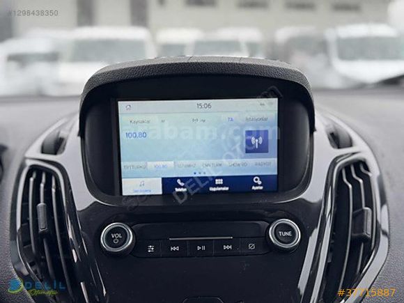 DELİL'DEN 2022 FORD 87 BİN KM DE TİTANİUM PLUS COURİER 100 HP