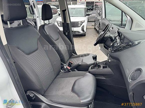 DELİL'DEN 2022 FORD 87 BİN KM DE TİTANİUM PLUS COURİER 100 HP