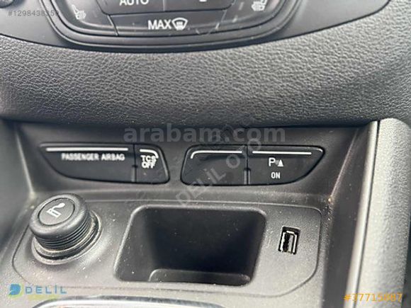 DELİL'DEN 2022 FORD 87 BİN KM DE TİTANİUM PLUS COURİER 100 HP