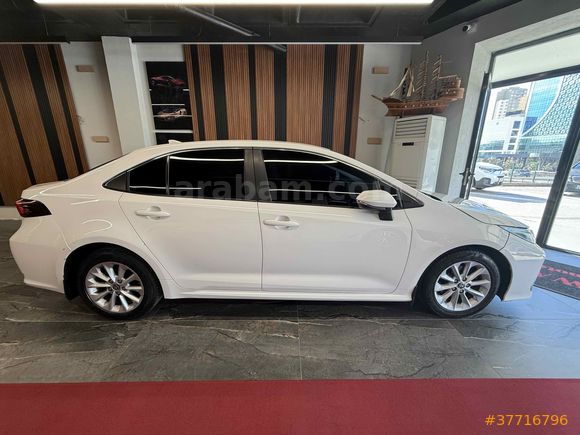Sahibinden Toyota Corolla 1.5 Dream 2021 Model 