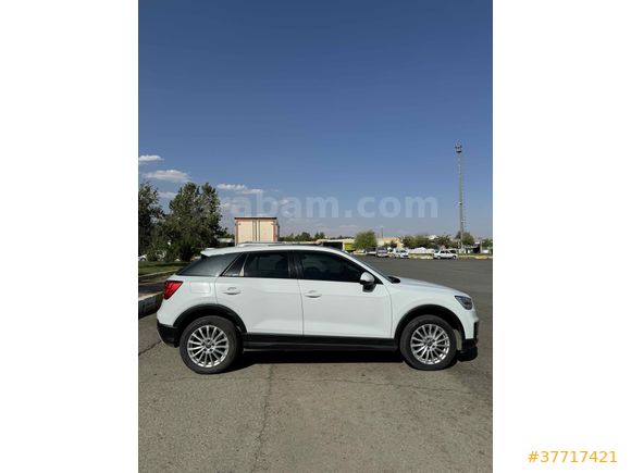 Sahibinden Audi Q2 1.6 TDI Design 2017 Model 