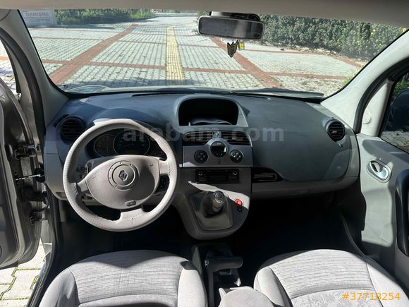 Sahibinden Renault Kangoo Multix 1.5 dCi Chromeline Edition 2011 Model 